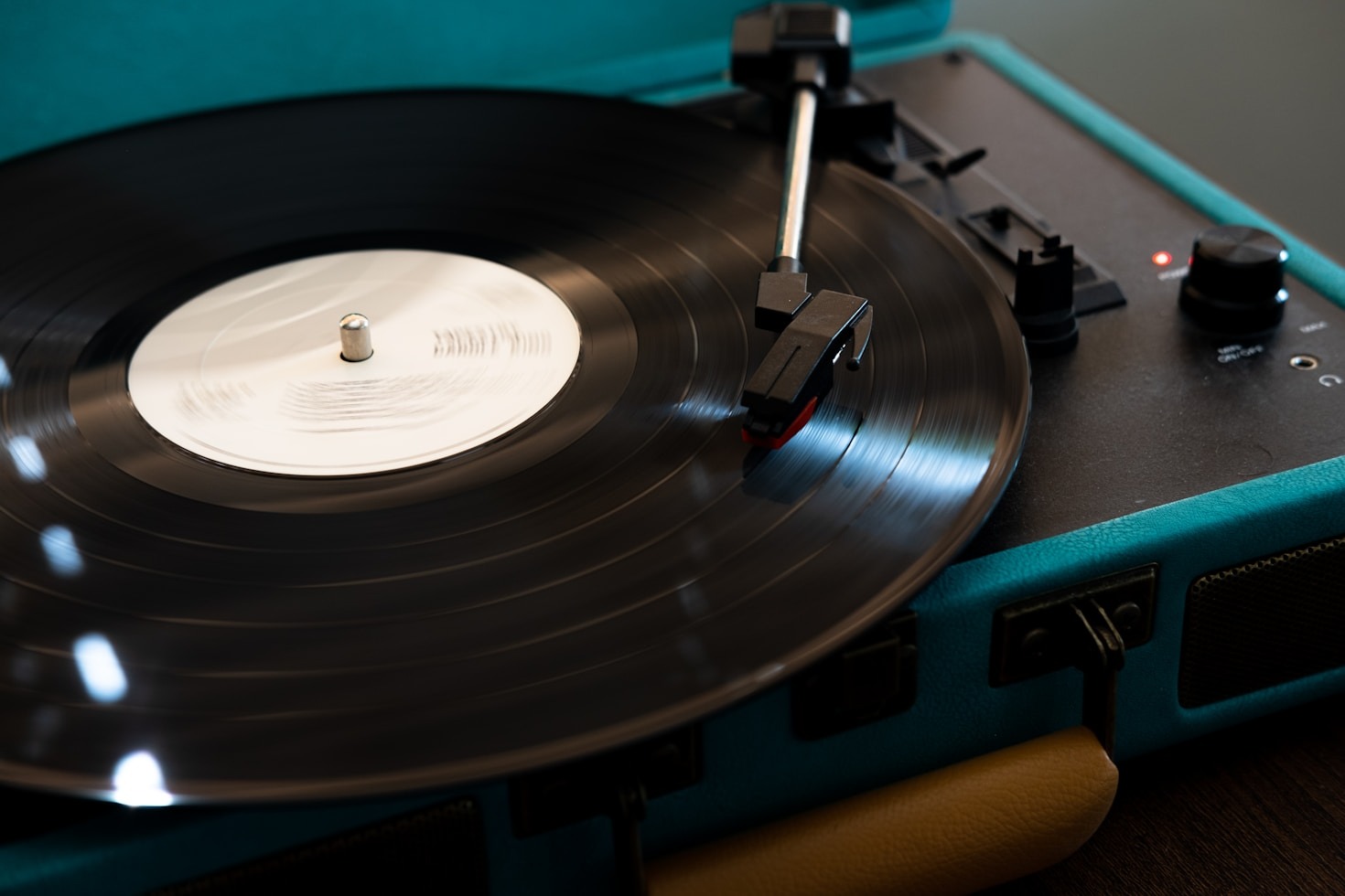 Cómo la música une generaciones en Radio Vinilo